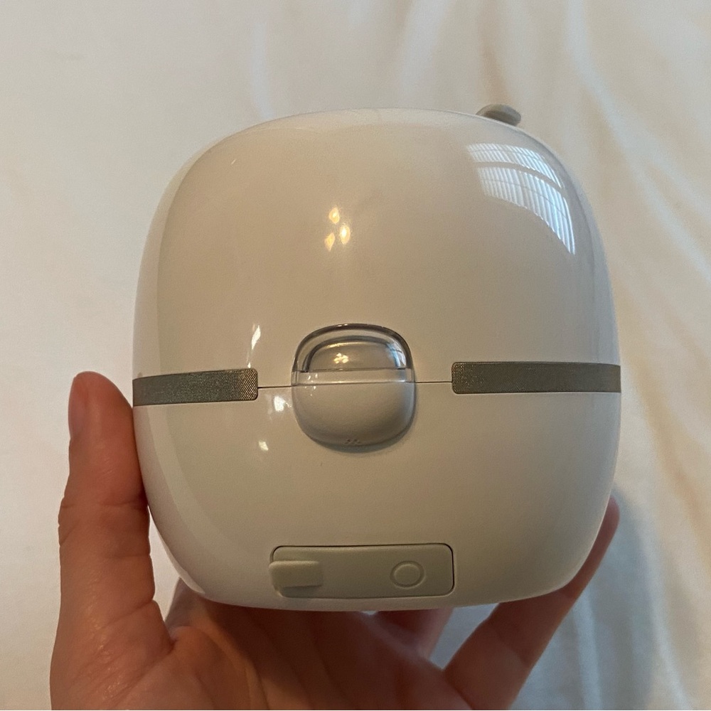 NIB SMART PLANTER ROBOT PET - WHITE - Picture 10 of 17